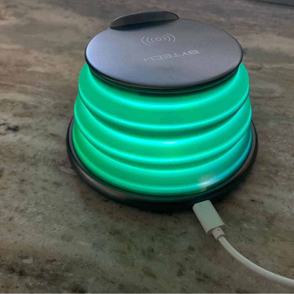 Bytech Pop Up Wireless Charging Pad with Color Changing Lights - Picture 6 of 12